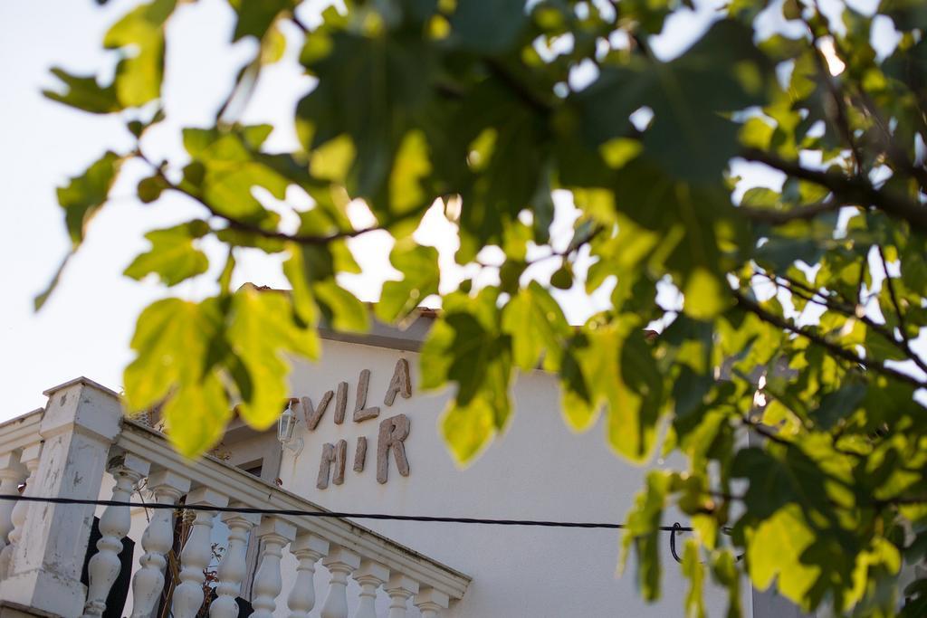Villa Mir Polje  ภายนอก รูปภาพ
